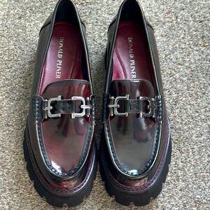 New Donald J. Pliner Men's Wine Patent Leather Loafers Silver Buckle Size 9M
